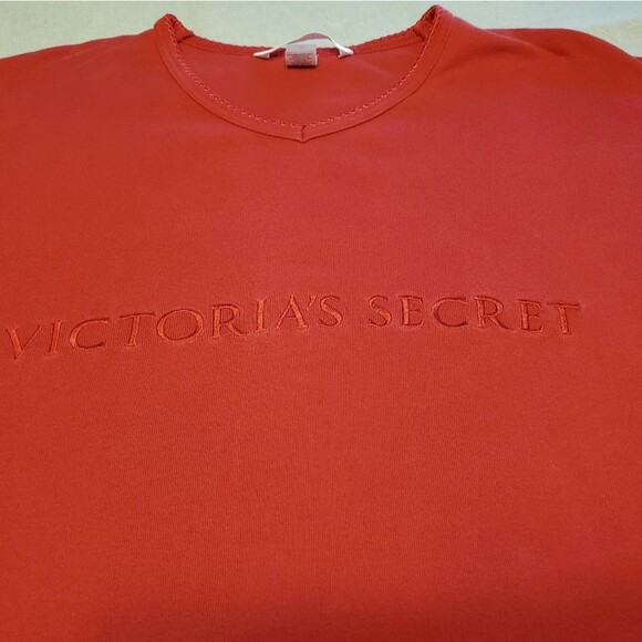 Victoria's Secret Sleep Shirt Size M - Picture 4 of 7